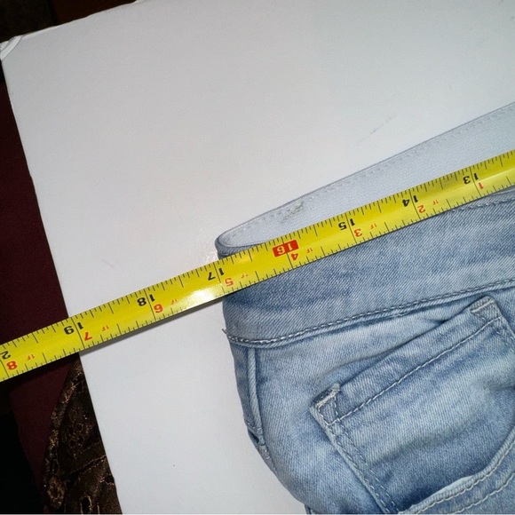 Wit & Wisdom Ab’Solution High Waist Dipped Girlfriend Jeans - Picture 14 of 17